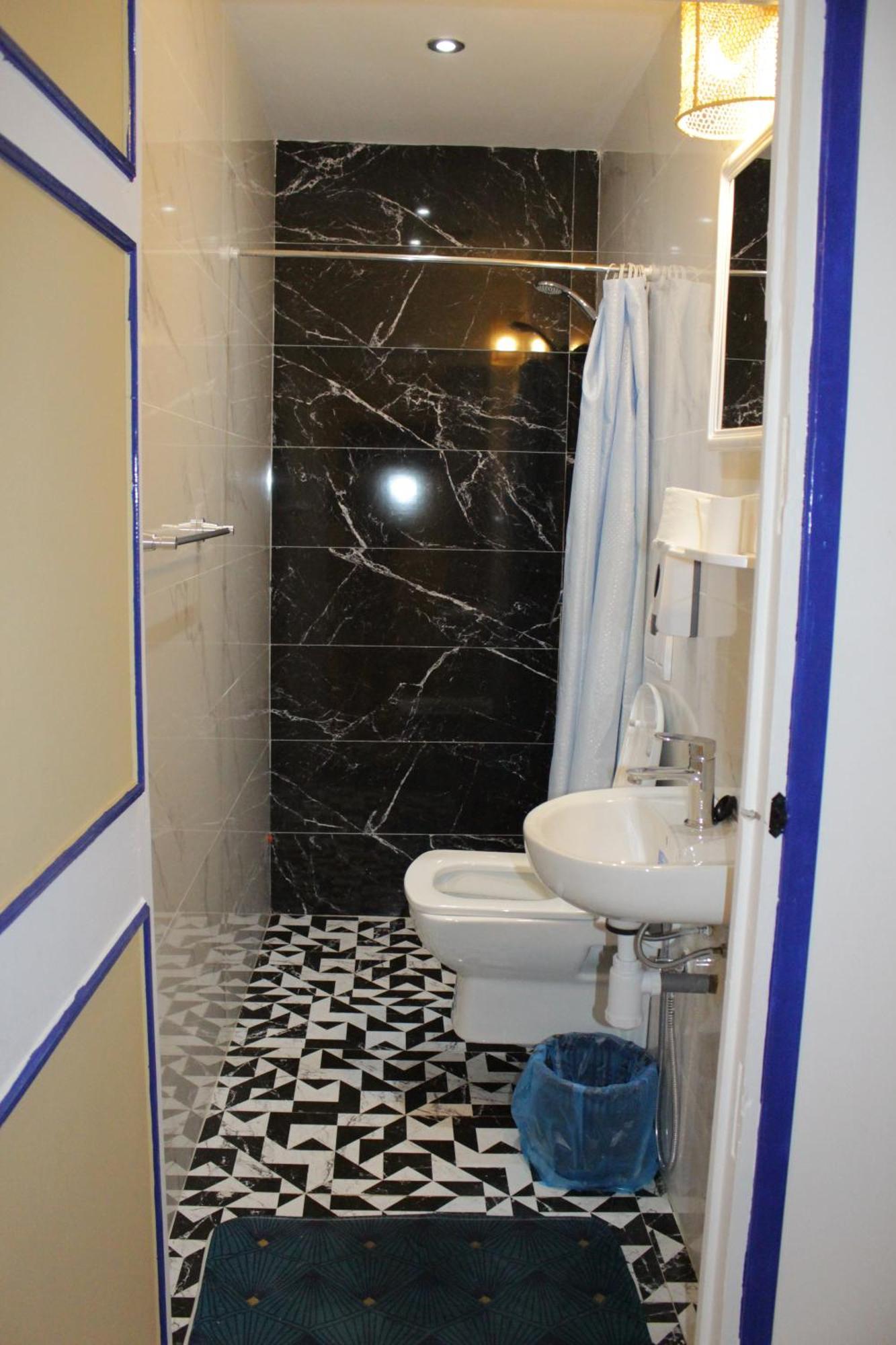 El Boussouni Hostel 马拉喀什 外观 照片